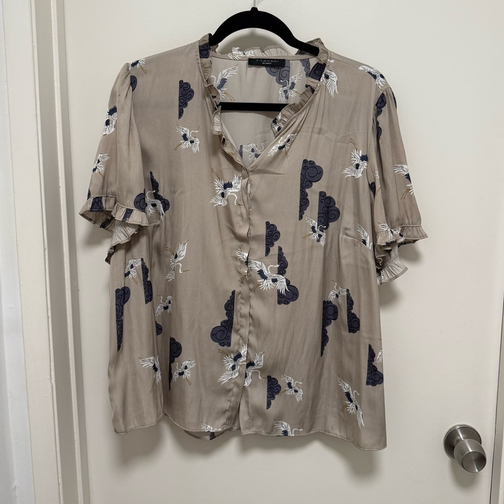 T Tahari Gray Crane Print Blouse